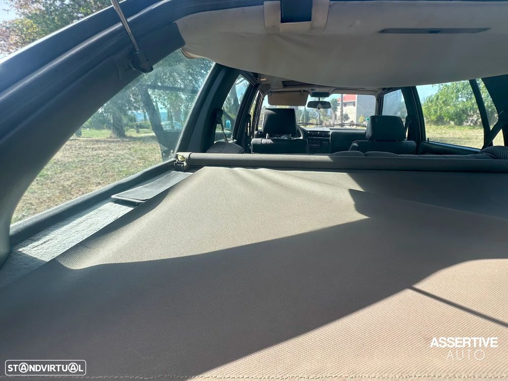 BMW 324 td Touring - 16