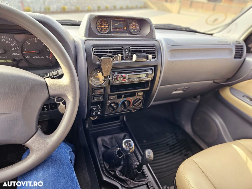 Toyota Land Cruiser - 8