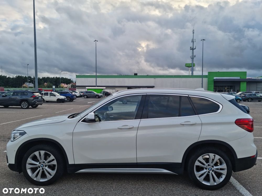 BMW X1 sDrive18d Business Edition - 3