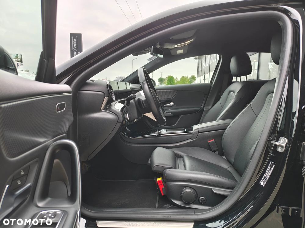 Mercedes-Benz Klasa A 200 Progressive 7G-DCT - 9