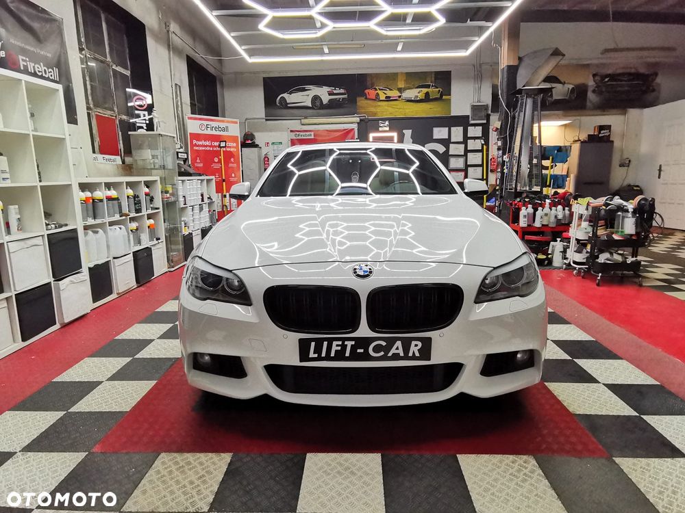 BMW Seria 5 535i xDrive - 4