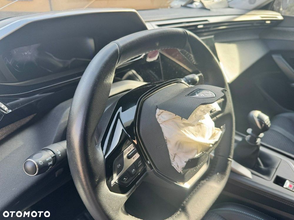 Peugeot 308 - 16