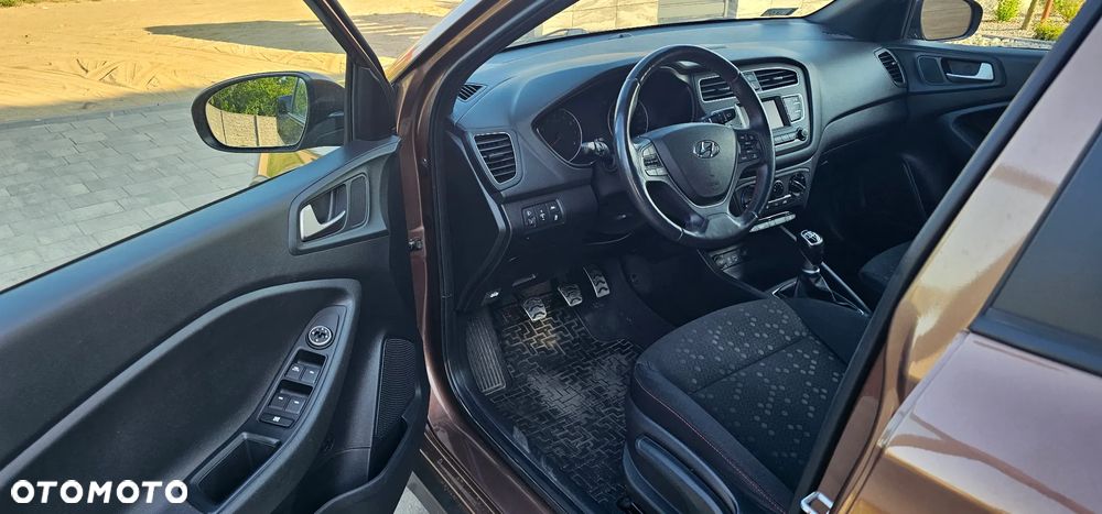 Hyundai i20 - 10