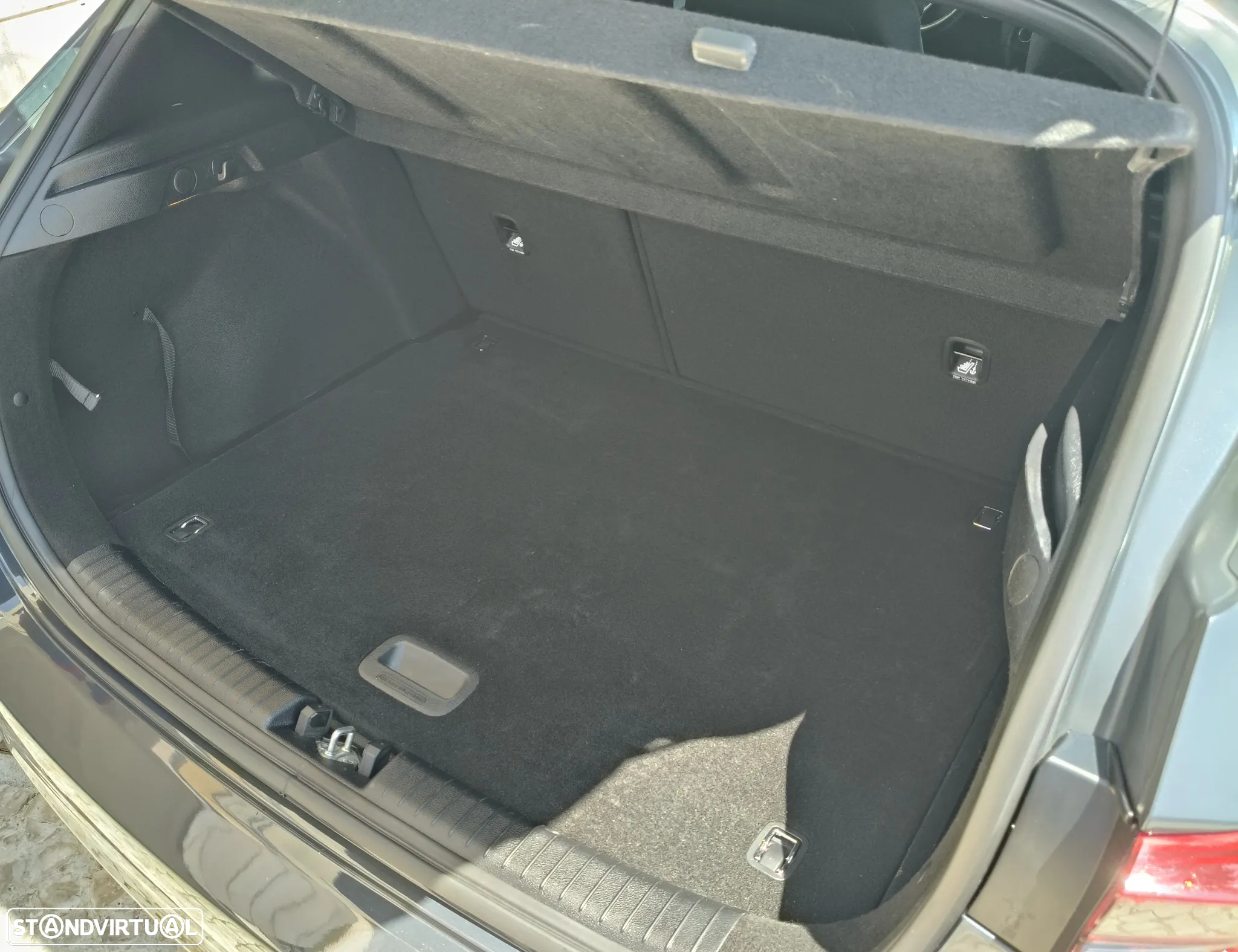 Kia Ceed 1.4 T-GDI GT Line+SRF 7DCT - 32
