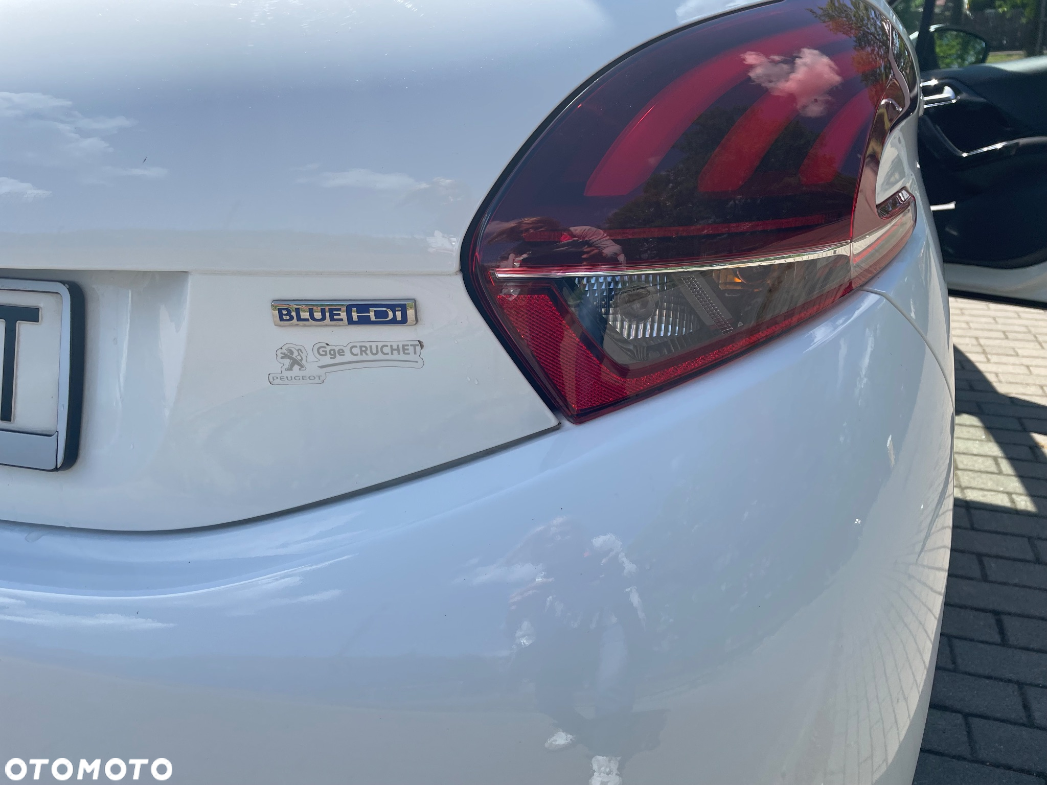 Peugeot 208 - 6
