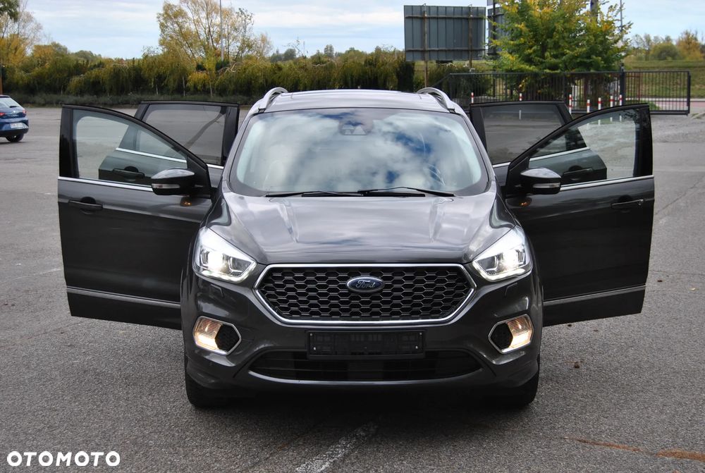 Ford Kuga - 10