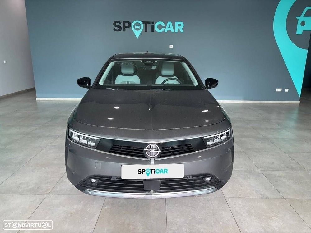 Opel Astra 1.5 D Elegance Aut. - 2