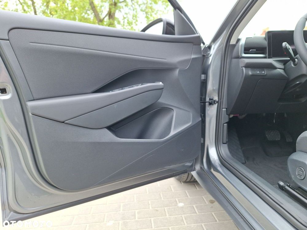 Volkswagen T-Roc 1.5 eTSI Life DSG - 10