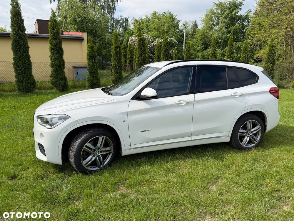 BMW X1 xDrive20i M Sport - 4