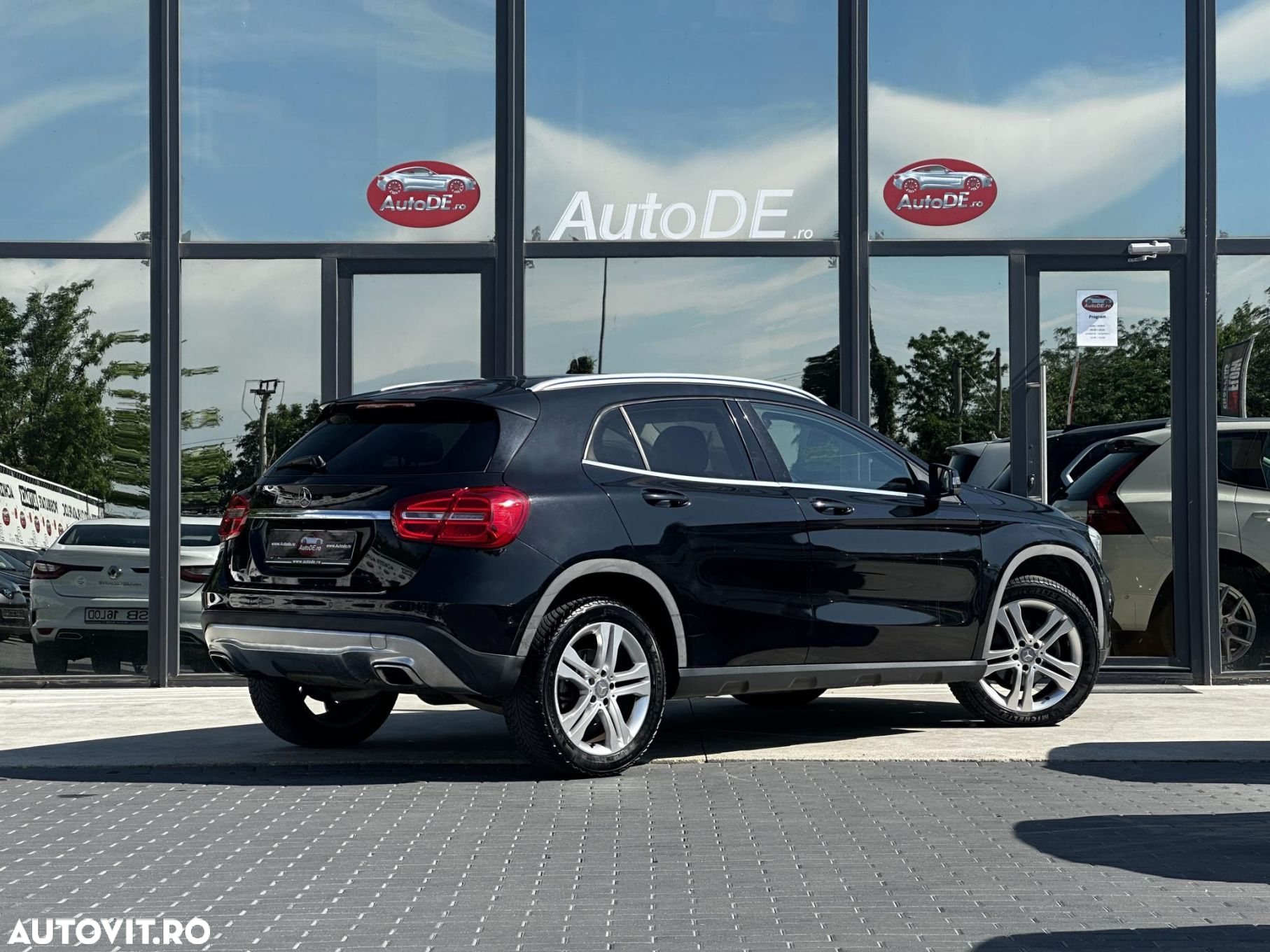 Mercedes-Benz GLA 200 d Aut. - 3