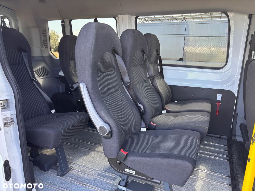 Ford Transit - 21