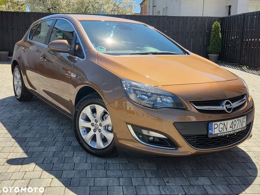 Opel Astra 1.6 Exklusiv