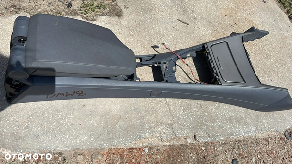 Podłokietnik Bmw E87 E81 E82 tunel środkowy schowek
