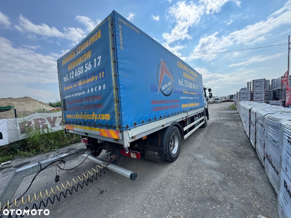 Renault Premium 270 - 8