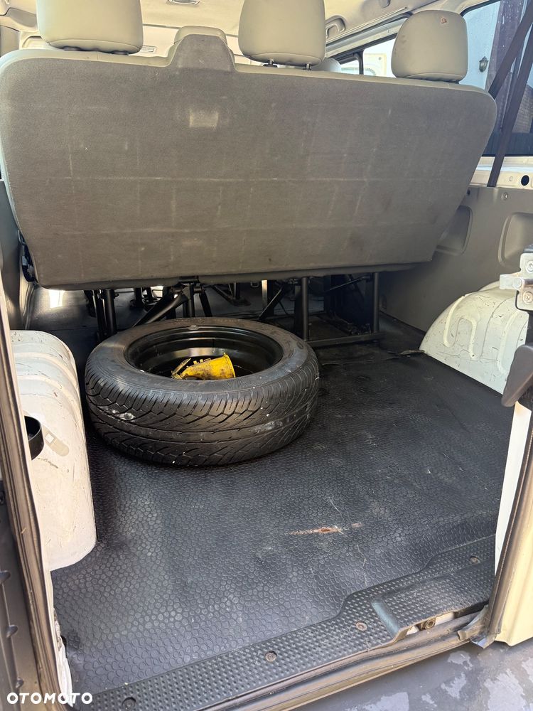 Renault Trafic - 15