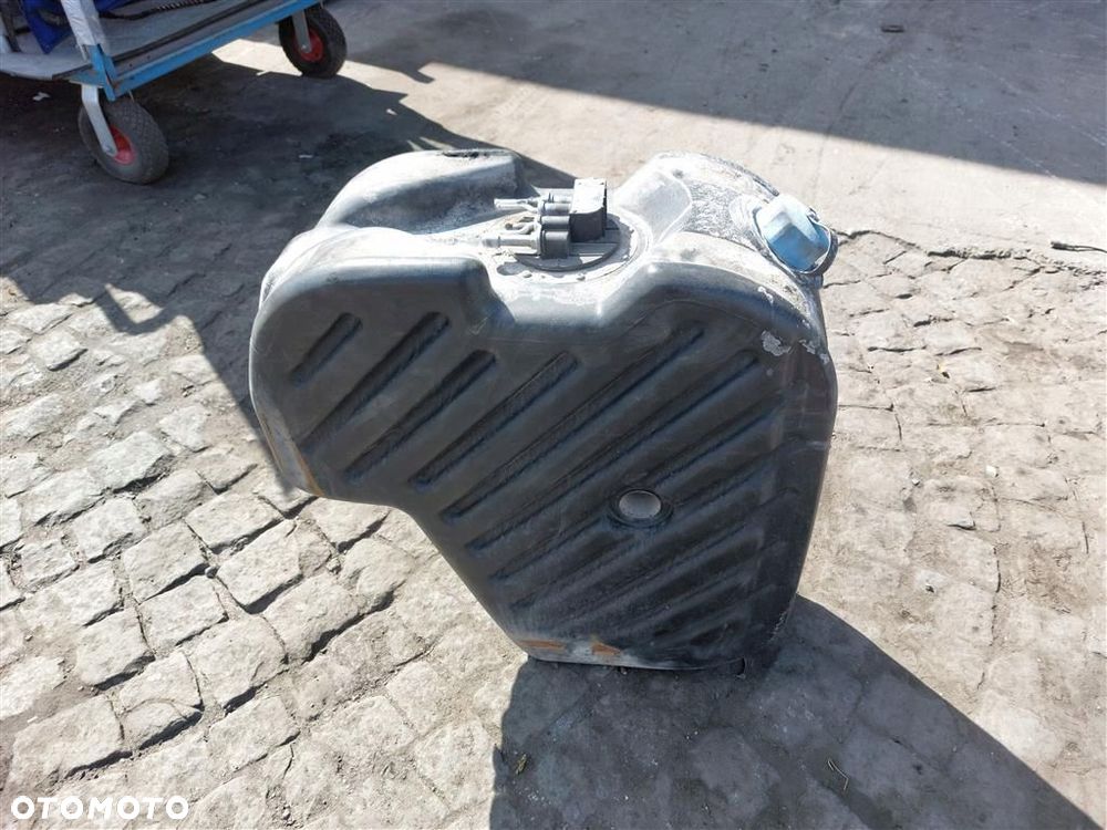 Zbiornik AdBlue Scania 4 R  Scania R440 2004-2016R - 12