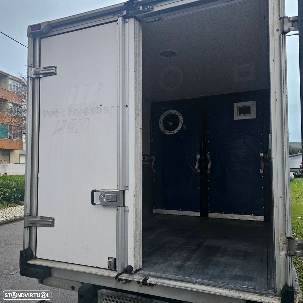 Iveco Daily FRIGORÍFICA - 7