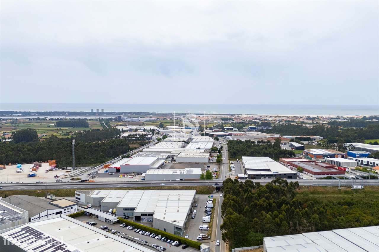 Pavilhão Industrial | Zona Industrial de Esposende - Grande imagem: 2/15