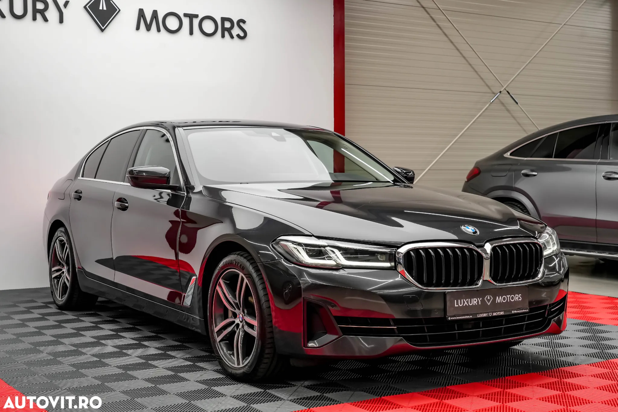 BMW Seria 5 530e iPerformance Aut. - 5