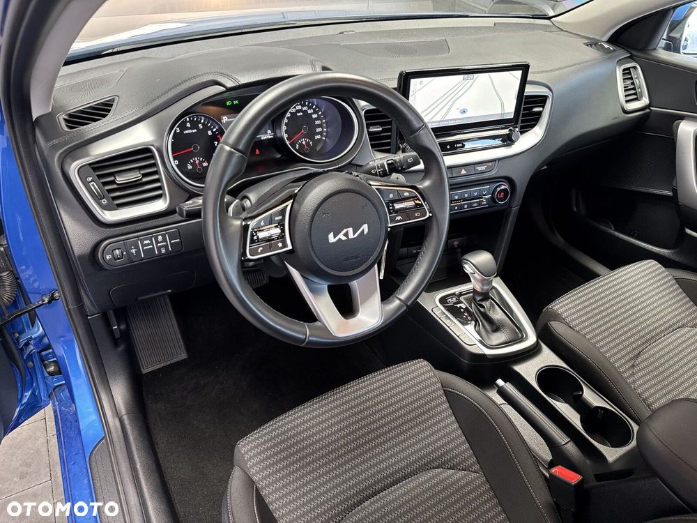Kia Ceed 1.5 T-GDI M DCT - 14