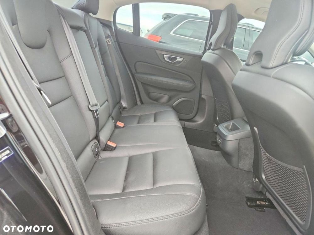 Volvo S60 - 9