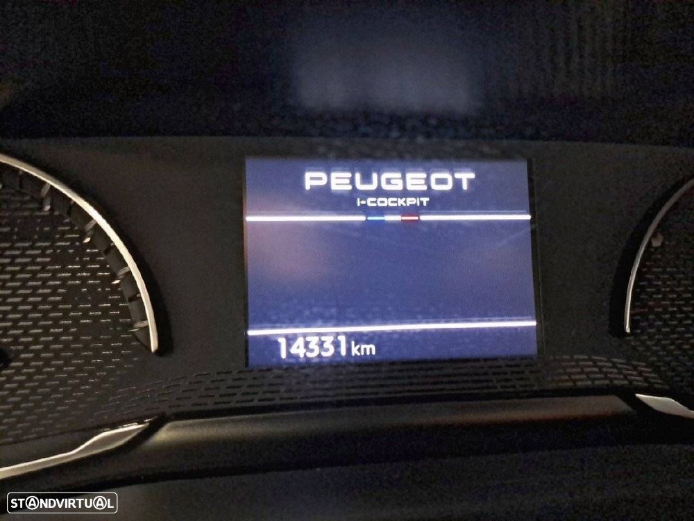 Peugeot 2008 1.2 PureTech Style - 13