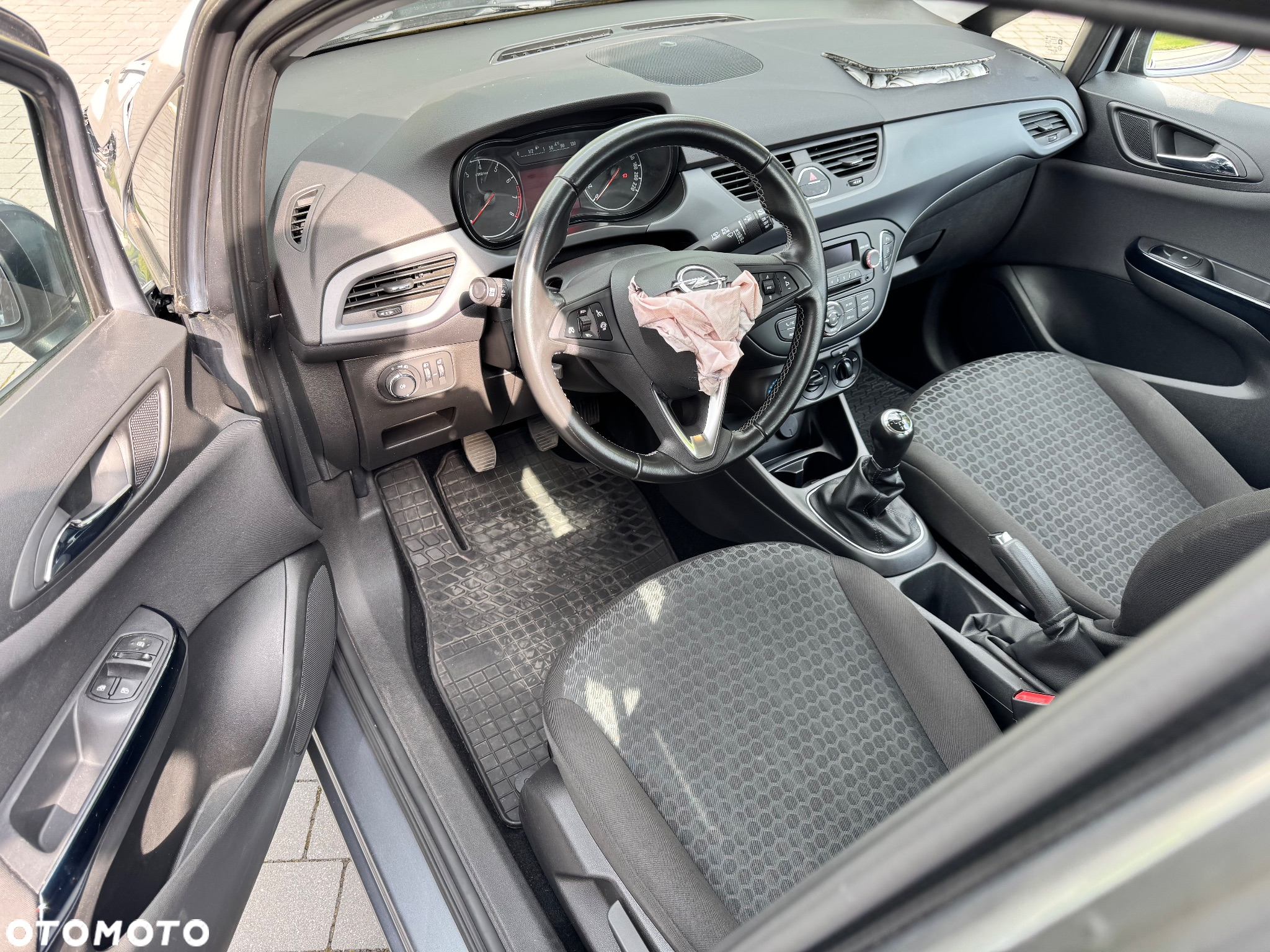Opel Corsa 1.4 Color Edition - 10