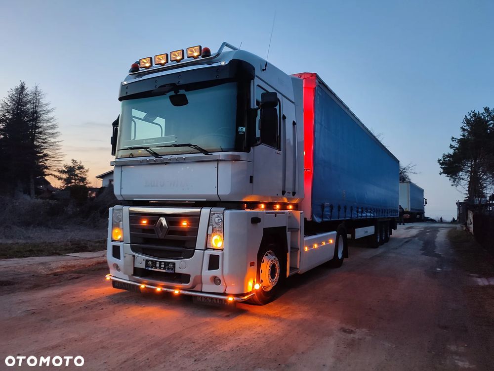 Renault MAGNUM - 10