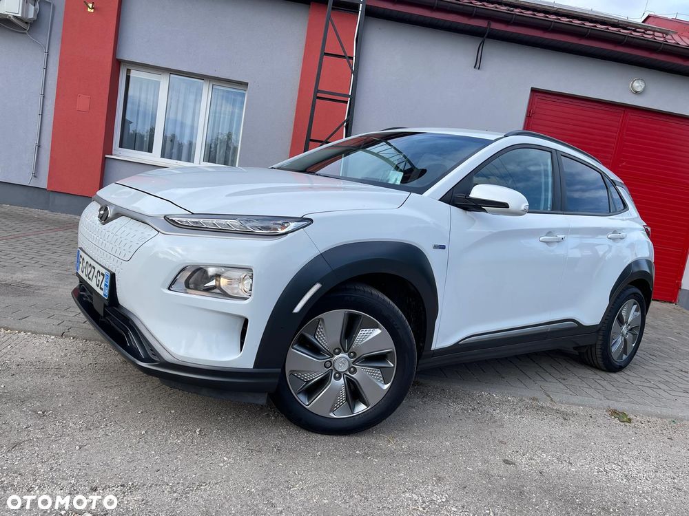 Hyundai Kona 64kWh Premium - 1