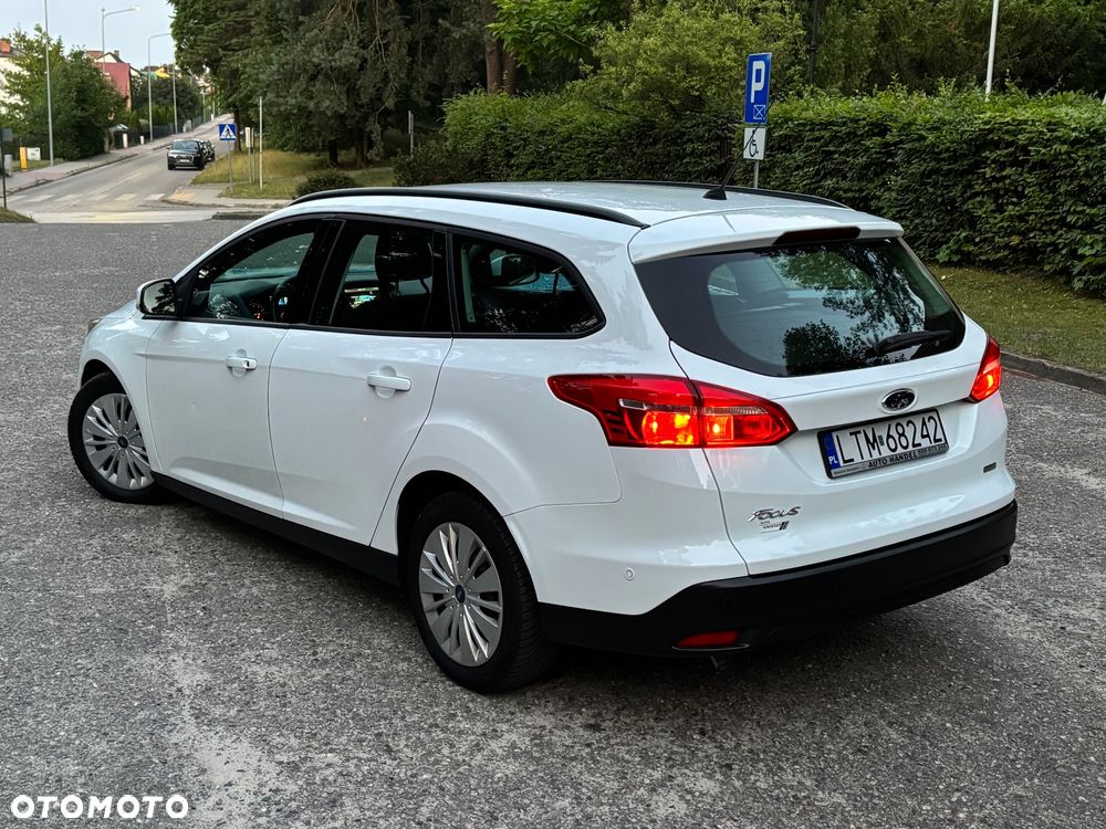 Ford Focus - 21