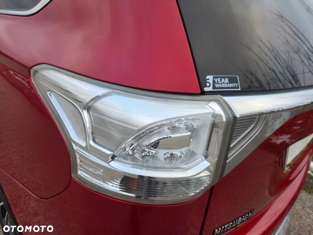 Mitsubishi Outlander 2.2 DI-D 4WD Top - 31