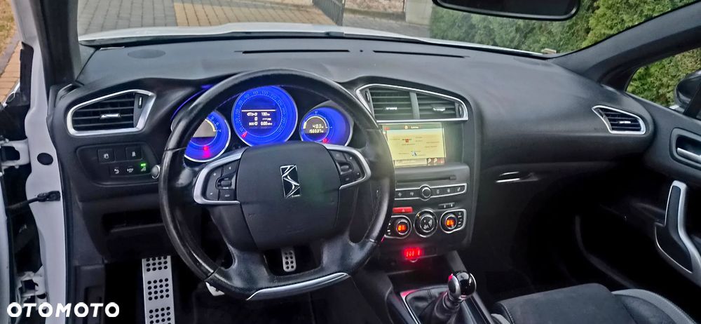 DS Automobiles DS 4 - 22