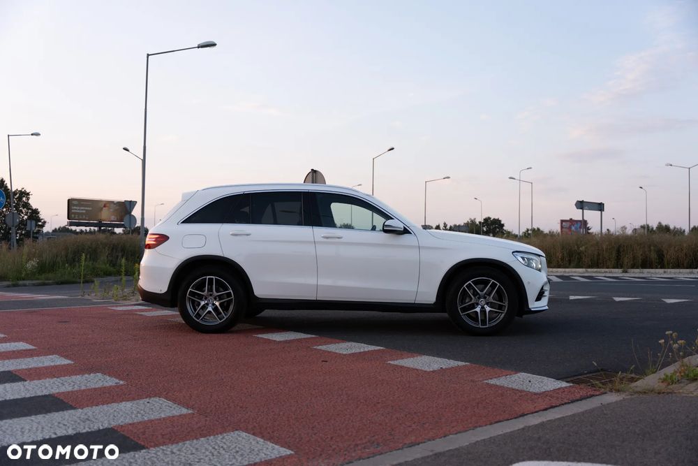 Mercedes-Benz GLC - 8