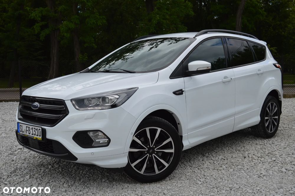Ford Kuga 1.5 EcoBoost 2x4 ST-Line - 10