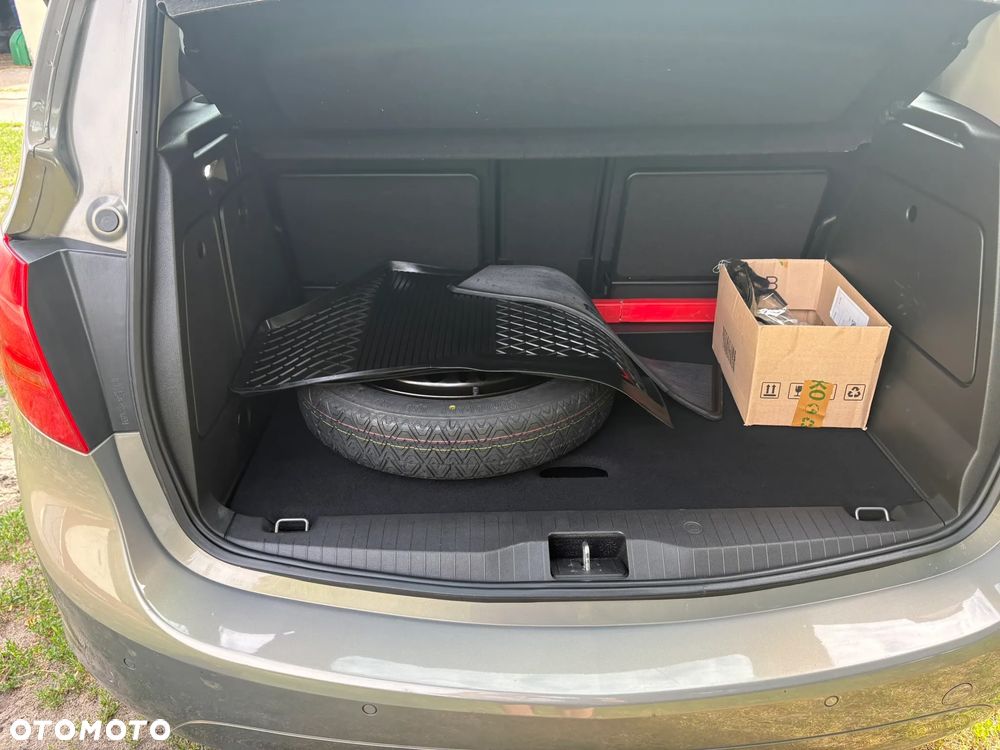 Opel Meriva - 10