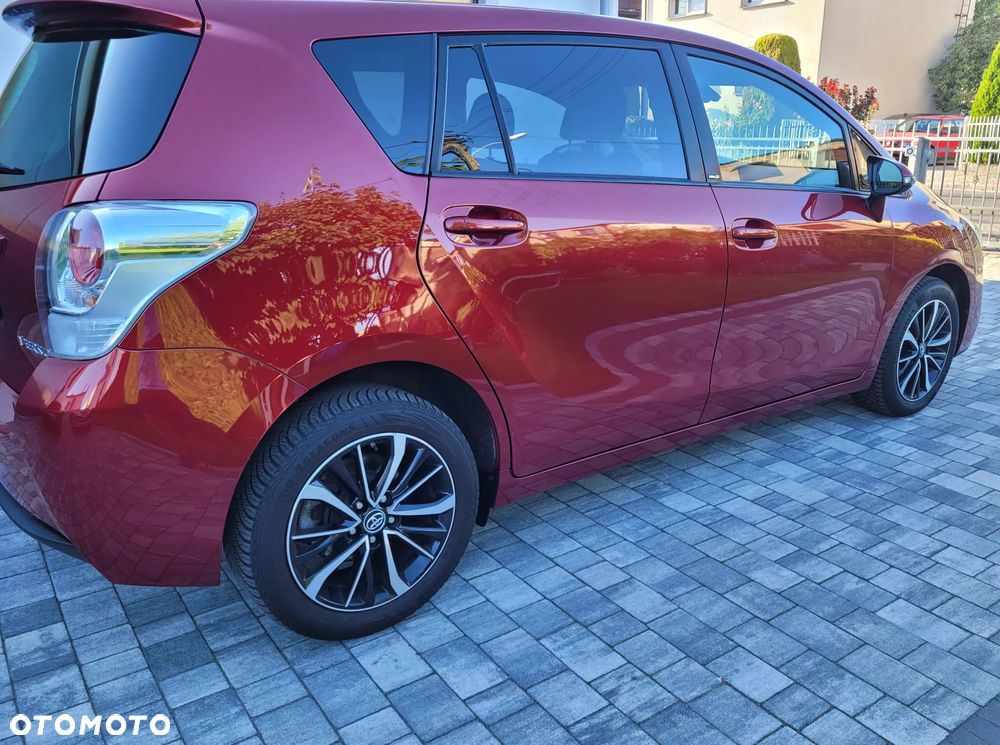 Toyota Verso 1.8 Premium EU6 - 16