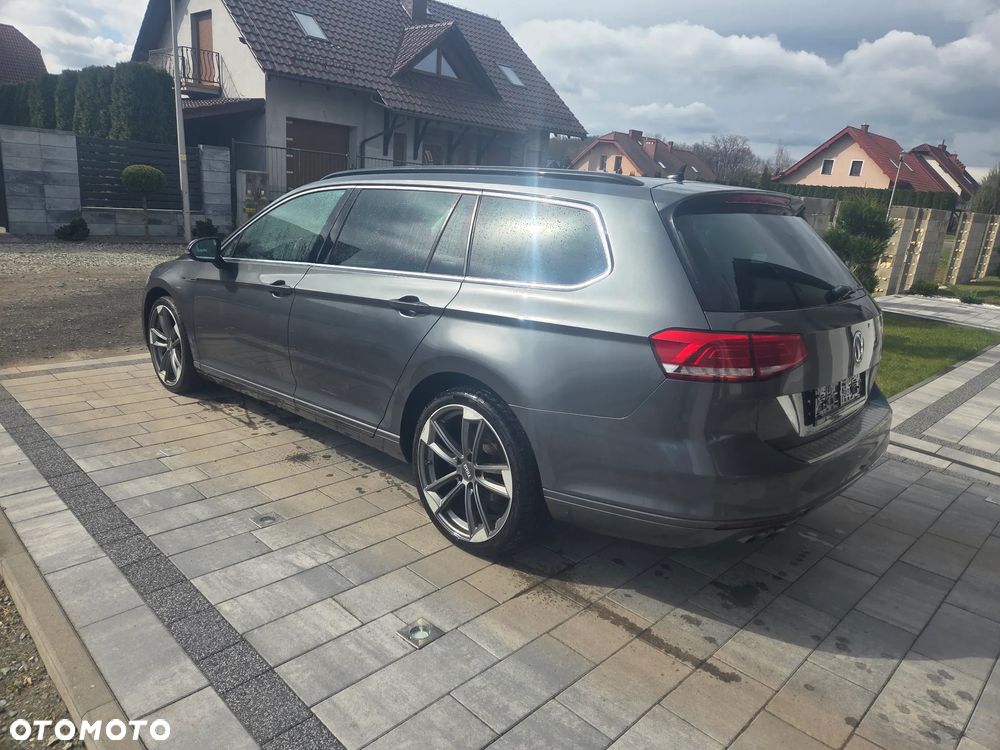 Volkswagen Passat 2.0 TDI SCR 4Mot DSG Comfortline - 17