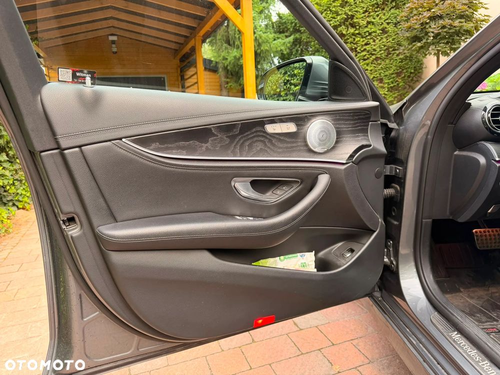 Mercedes-Benz Klasa E 220 d 9G-TRONIC - 18