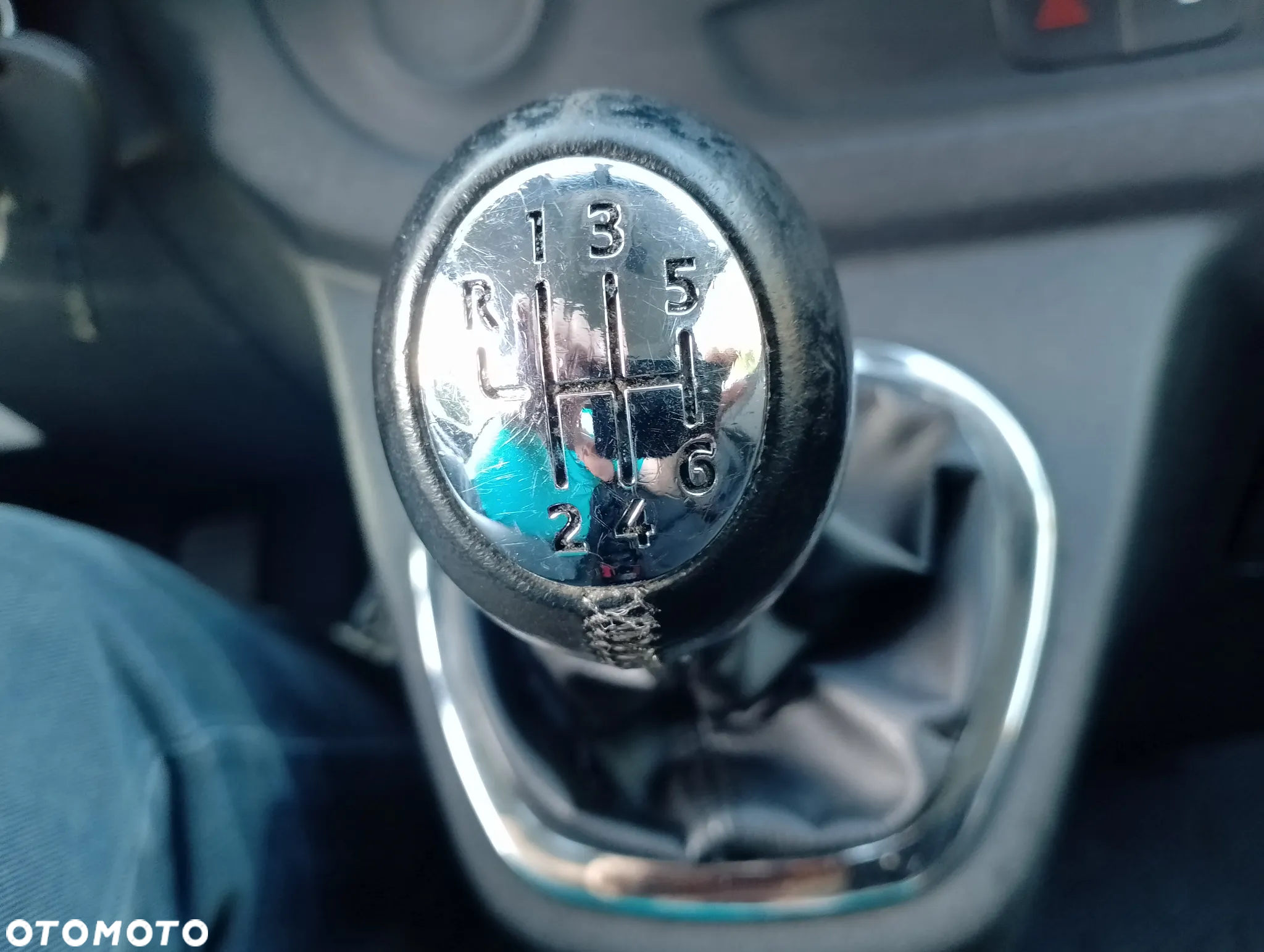 Nissan NV300 - 29