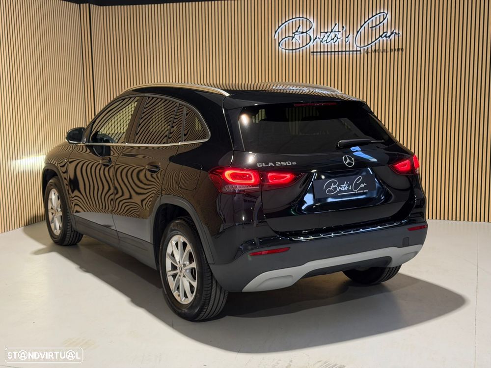 Mercedes-Benz GLA 250 e Progressive - 4