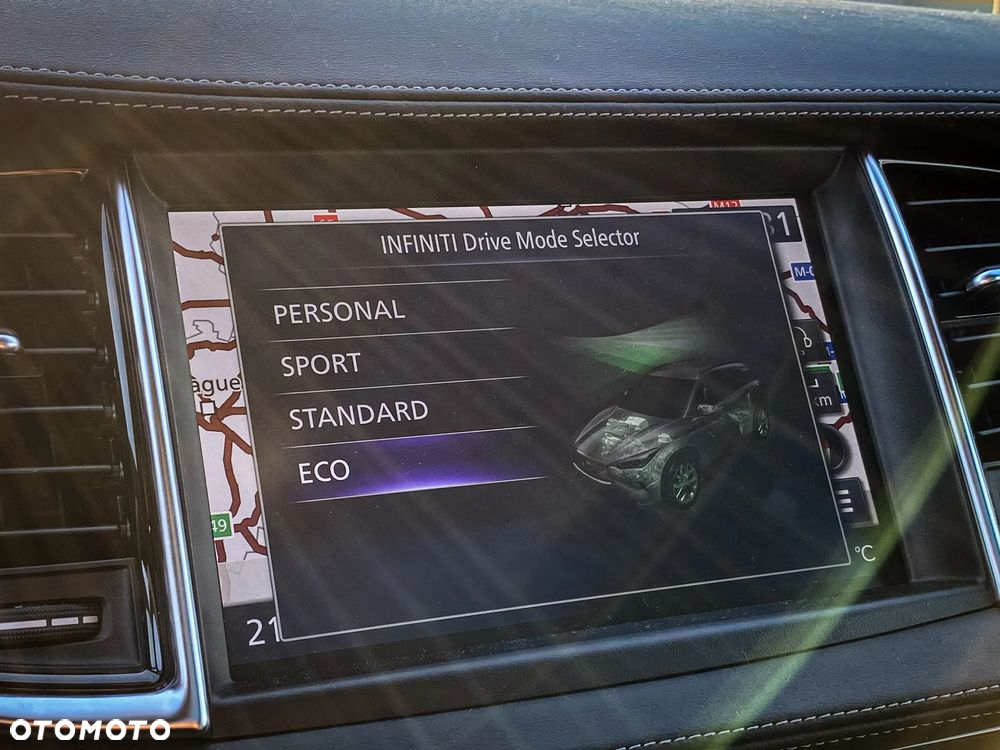 Infiniti Q50 - 28