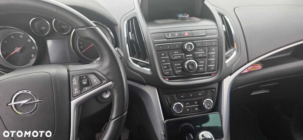 Opel Zafira - 6