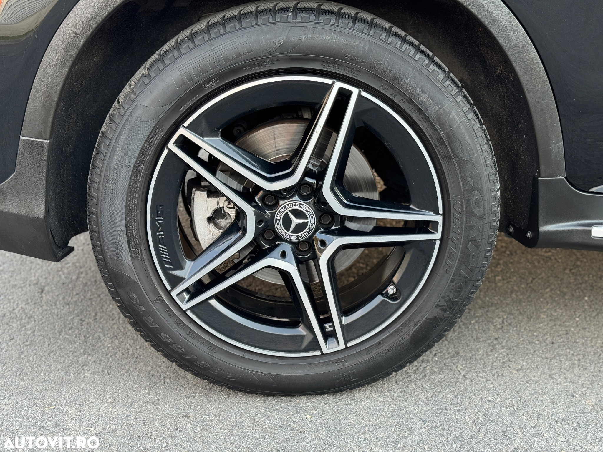 Mercedes-Benz GLC 220 d 4MATIC - 25