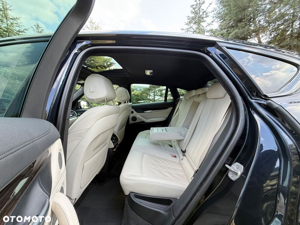 BMW X6 M50d - 25