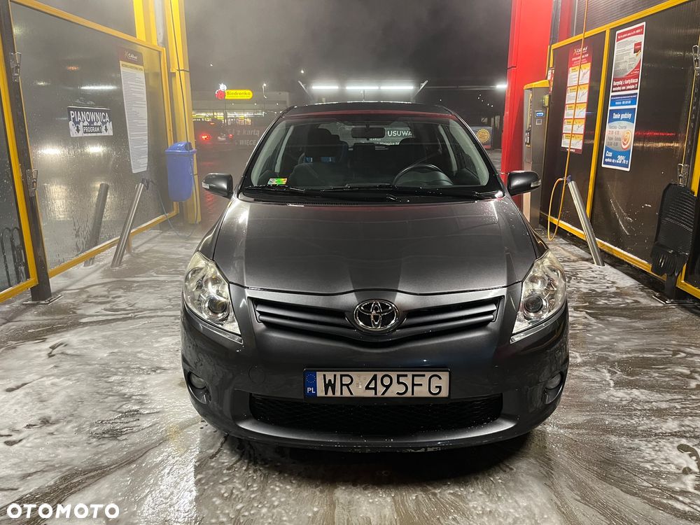 Toyota Auris 1.6 Sol - 2