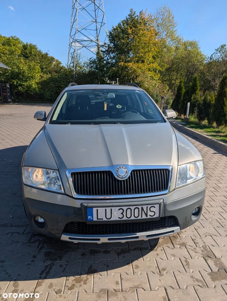 Skoda Octavia Scout 2.0 TDI DPF - 7