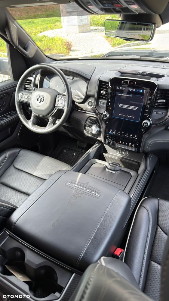 RAM 1500 Crew Cab Longbed Longhorn - 22