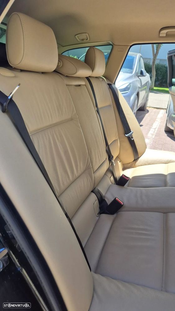 BMW 320 d Auto - 21