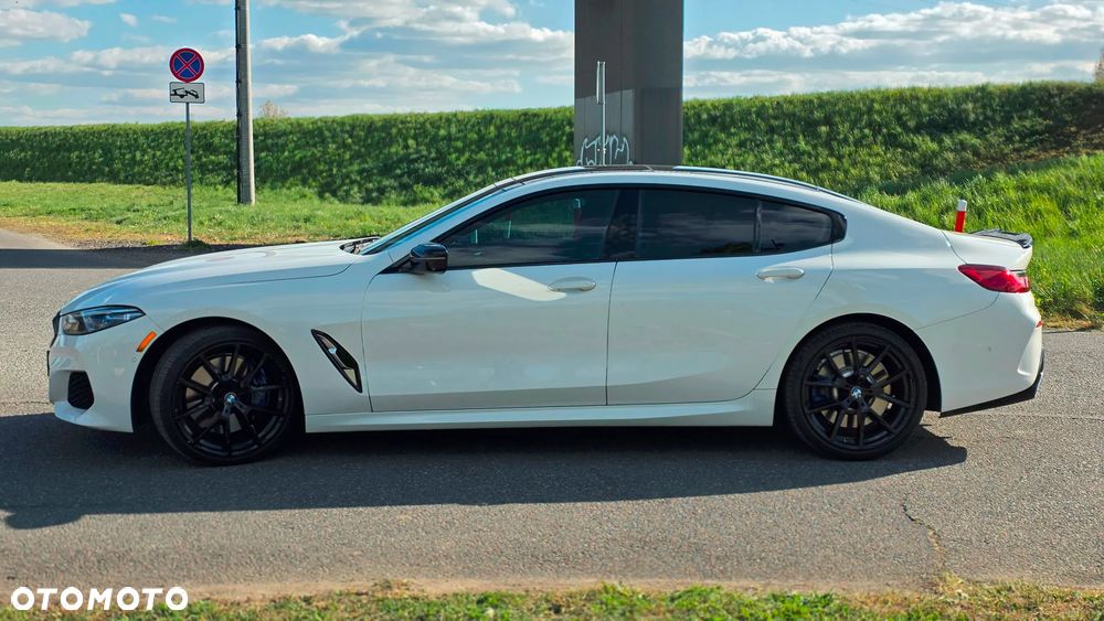 BMW Seria 8 840i - 29