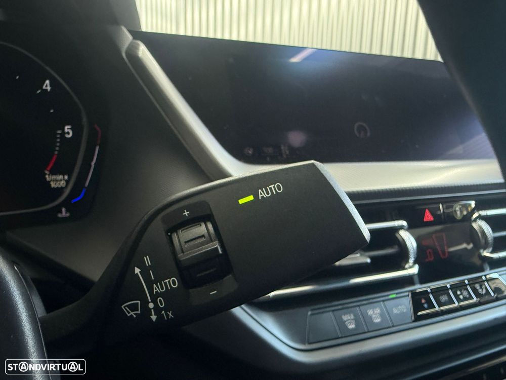 BMW 216 Gran Coupé d Pack Desportivo M - 32